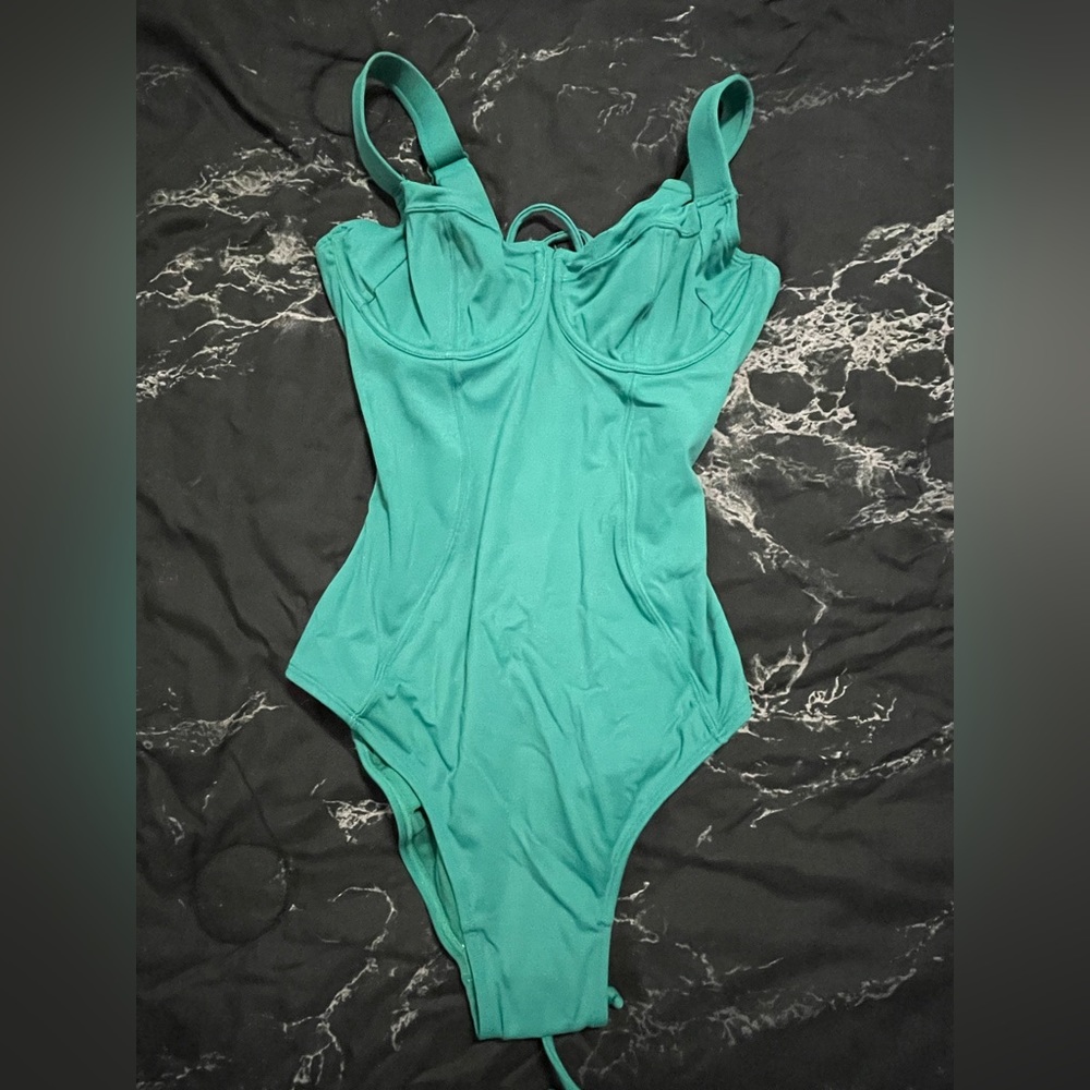 TA3 Emerald Lifty Regular Cut